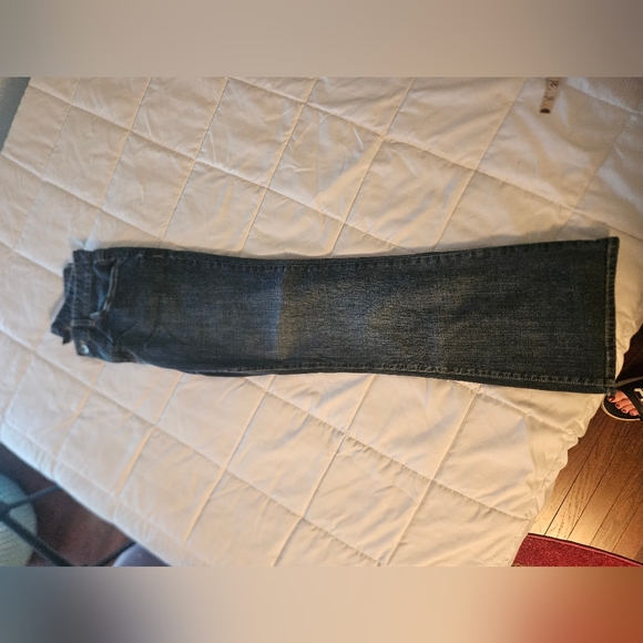 Madison ladies size 8 bootcut jeans - Picture 5 of 11